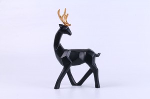 Factory wholesale resin crafts Scandinavian style creative home decoration couple deer ornaments