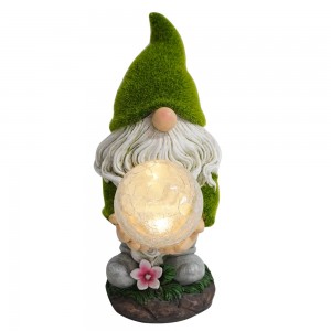 2020 Garden decor magnesia artificial moss finished polyresin Gnomes sculpture, resin yoga dwarf statue with solar light