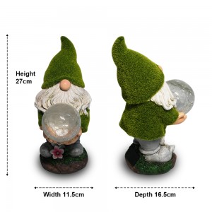 2020 Garden decor magnesia artificial moss finished polyresin Gnomes sculpture, resin yoga dwarf statue with solar light