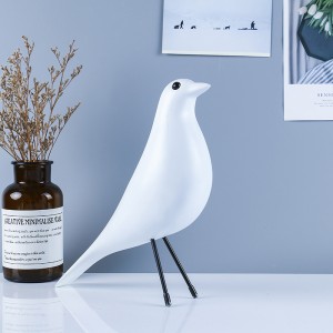 2023 Hot Selling Bird Eames Resin Bird Ornament Crafts Multiple Colors Office Furniture Decoration