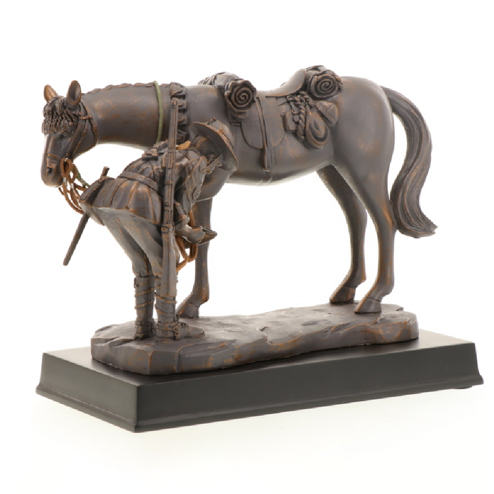 Wholesale China factory Big bronze finished horse resin sculpture with cavalry