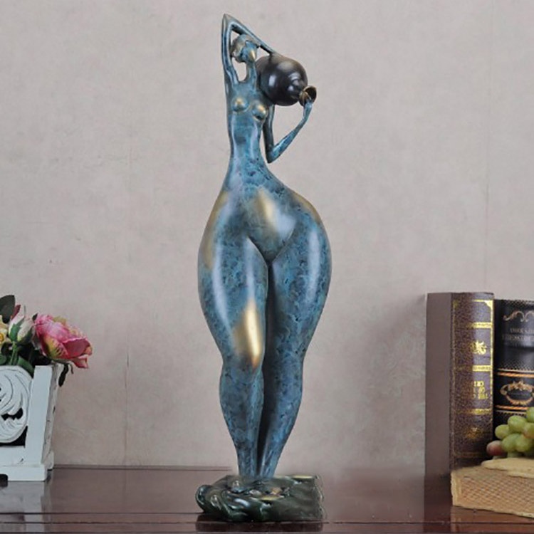 Hot sell Customized European style abstract Big Ass women resin art craft