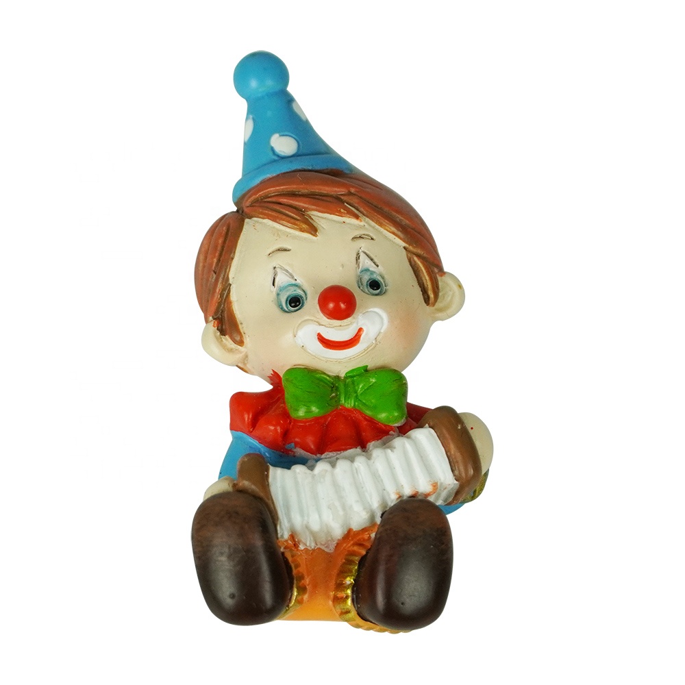 Home decor Small Size tabletop resin clown figurine with accordion