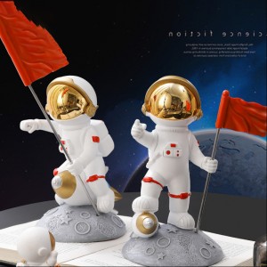 2023 Light Luxury Plating Spaceman Resin Craft Decoration Modern Design Bear Astronaut Craft Ornament