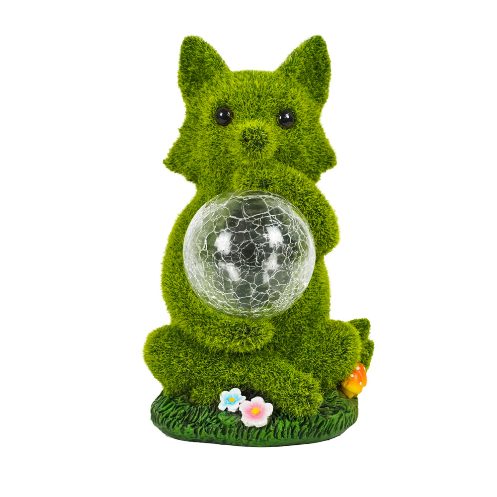 2022 High quality home and garden decor resin Flocked Fox with solar light Featured Image