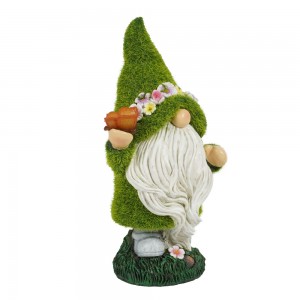 Customized wholesale artificial moss finished polyresin gnome statue with solar light