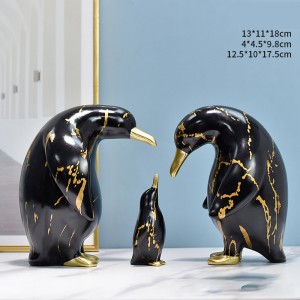 2023 Resin European style crafts animal desktop decorations penguin family ornaments home living room desktop decorations
