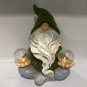 New arrive Garden magnesia artificial moss finished polyresin Gnomes sculpture, resin yoga dwarf statue with solar light