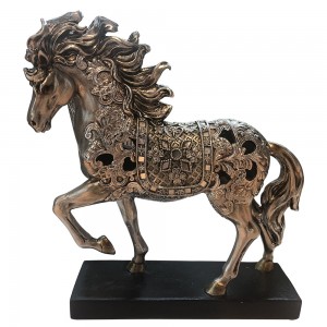 BSCI factory customized tabletop resin sculpture, handmade vintage polyresin horse figurine