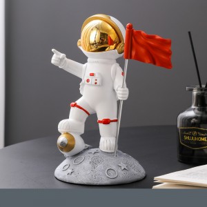 2023 Light Luxury Plating Spaceman Resin Craft Decoration Modern Design Bear Astronaut Craft Ornament